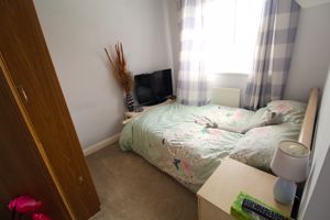 Bedroom- click for photo gallery
